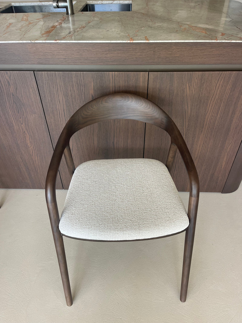 Novo cushion dark walnut-zoom-