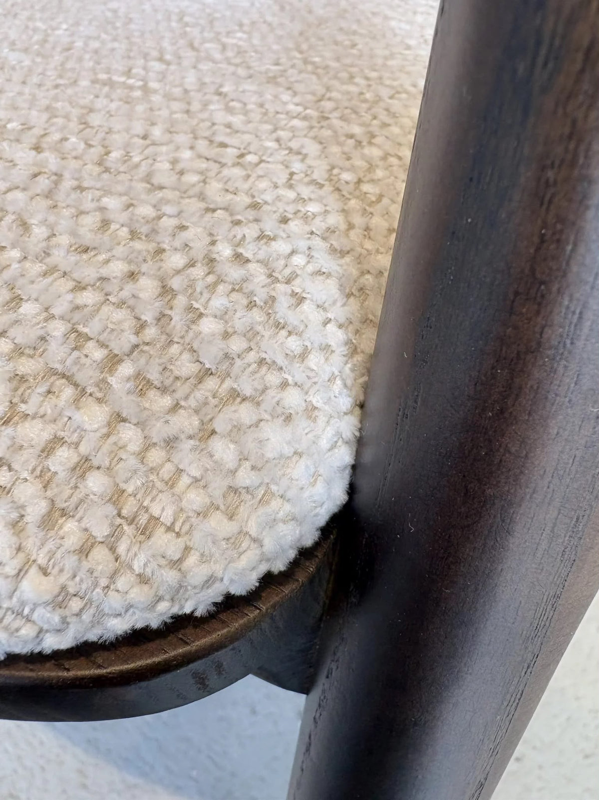 Novo cushion dark walnut-zoom-8